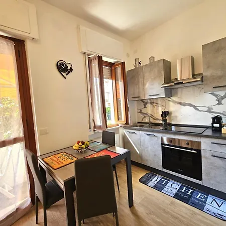 Sara&pietro's Al Piano Apartmán